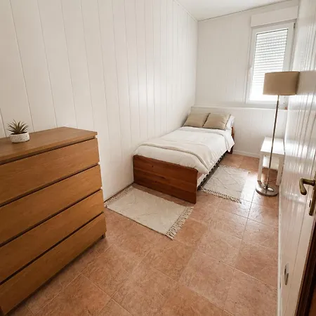 Real Apartment *